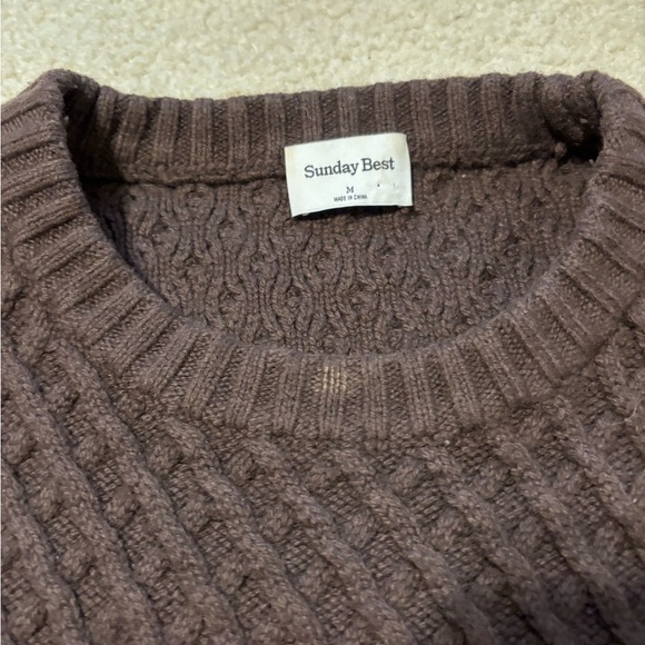 Aritzia Peggy Sweater - Picture 5 of 6